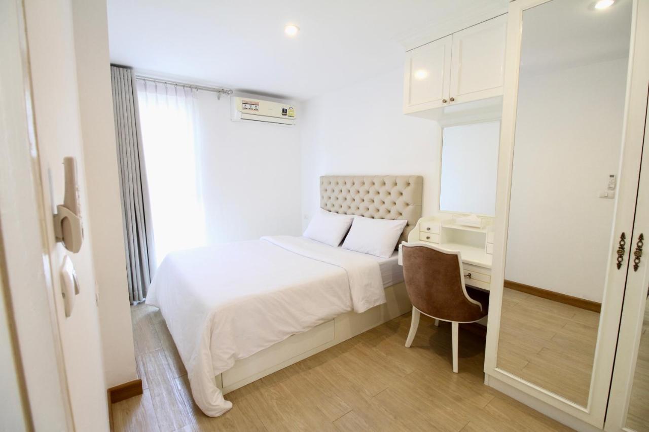Town Sukhumvit 71 Apartment Bangkok Luaran gambar