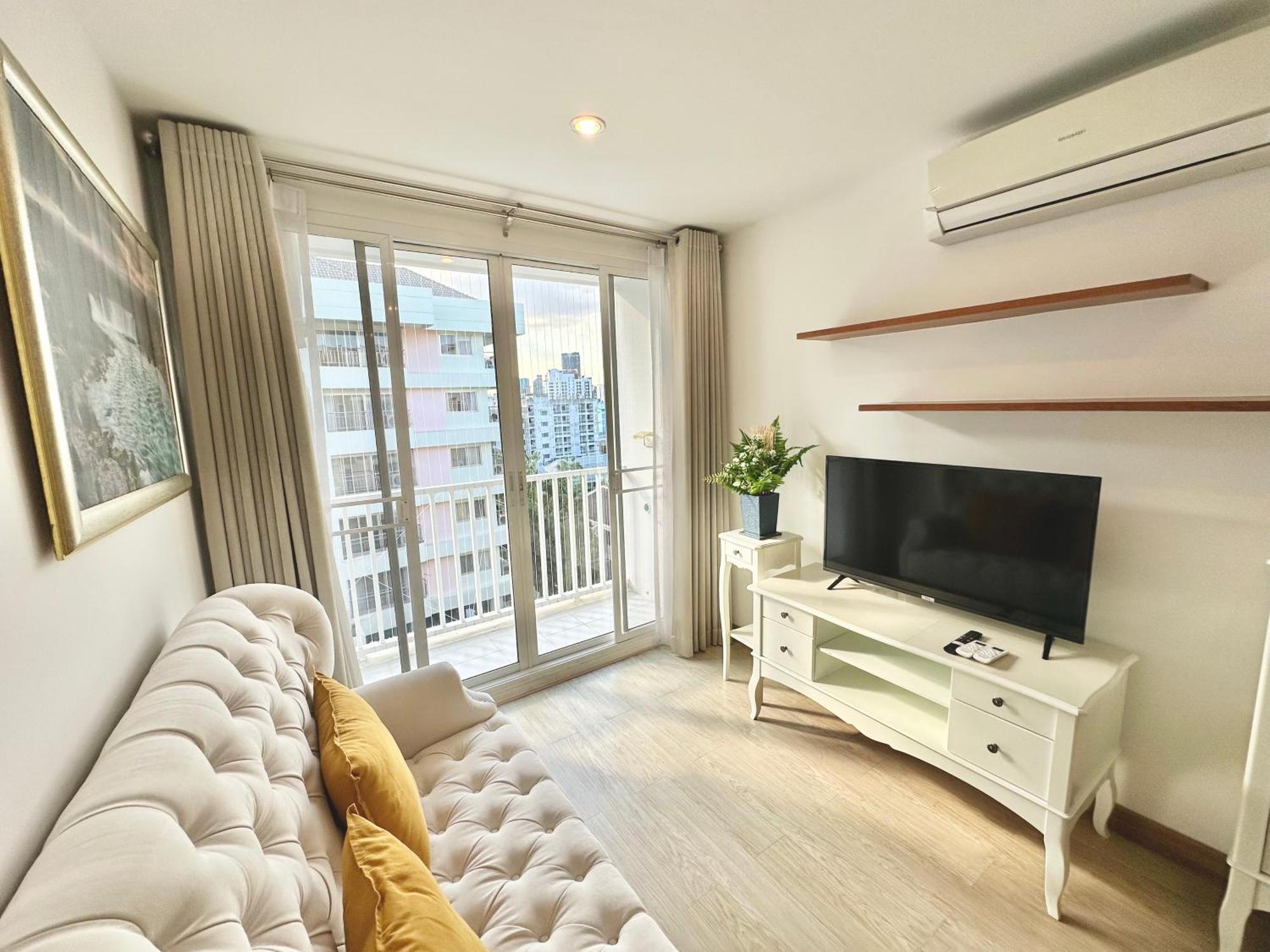 Town Sukhumvit 71 Apartment Bangkok Luaran gambar