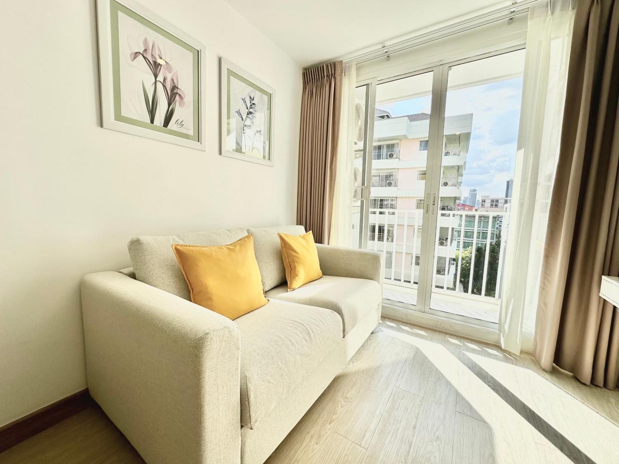 Town Sukhumvit 71 Apartment Bangkok Luaran gambar