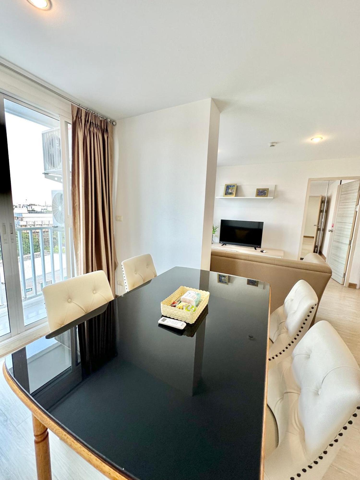 Town Sukhumvit 71 Apartment Bangkok Luaran gambar